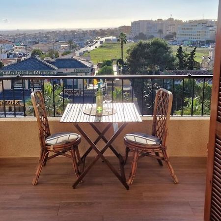 Cozy Apartment With Sea View Torrevieja Kültér fotó